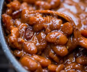 Sweet n Smokey Bourbon Baked Beans