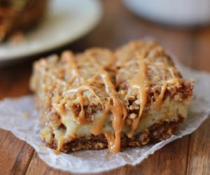 Baked Carmel Apple Cream Bars