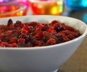 Fresh Cranberry Sauce with Caramelized Onions