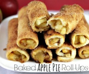 Baked Apple Pie Roll Ups