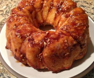 Sticky Cinnamon Ring