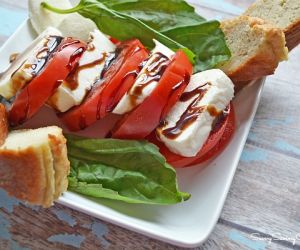 Gluten Free Panera Bread Inspired Tomato & Mozzarella Salad