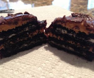 Oreo Peanut Butter Brownie Cups