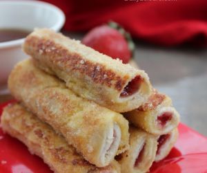 French Toast Rollups