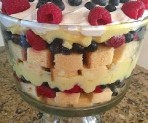 Lemon & Pound Cake Fruit Trifle