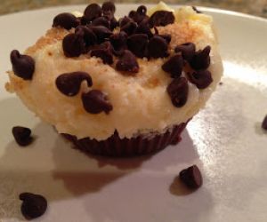 Mini Reeses Cheesecakes