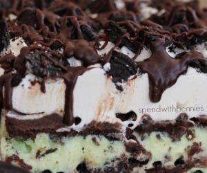 Oreo Fudge Ice Cream Cake