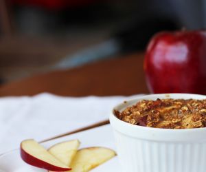 Baked Apple Pie Oatmeal