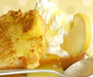 Grilled Lemon Pound Cake with Lemon Sauce