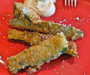 Zesty Parmesan Fried Zucchini