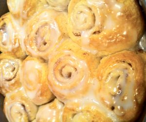 Caramel Cinnamon Rolls