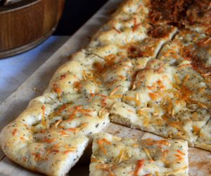 Simple Garlic Oil Focaccia