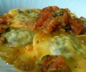 Mushroom Ravioli in Tomato Sauce