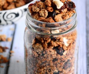 White Chocolate Cranberry Quinoa Granola