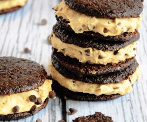 Guiltless Cookie Dough Stuffed Whoopie Pies