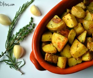 Roasted Garlic Rosemary Thyme Potatoes