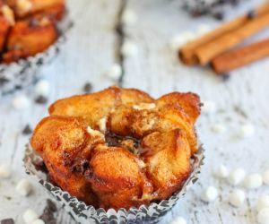Mini Monkey Bread with Chocolate Chips