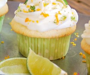 Boozy Margarita Cupcakes