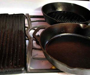 How to Season a Cast Iron Skillet