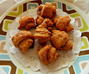 Skinny Classic Cinnamon Rugelach Cookies