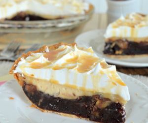 Salted Caramel Brownie Cheesecake Pie