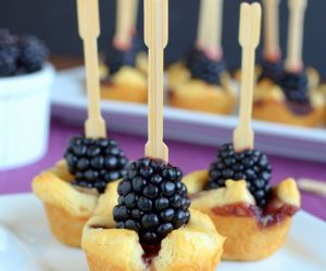 Blackberry Brie Bites