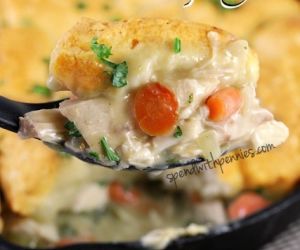 Skillet Chicken & Dumplings