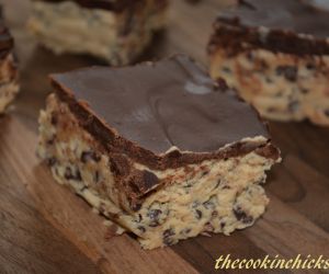 Chocolate Chip Cookie Dough Bars