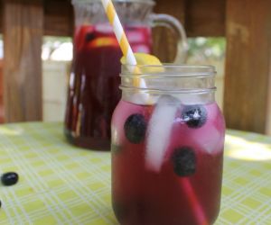 Fresh Squeezed Blueberry Lemonade