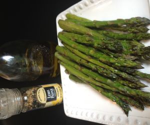 Lemon Pepper Roasted Asparagus