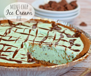 Easy Mint Chip Ice Cream Pie