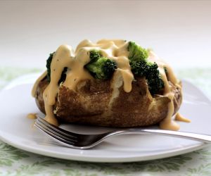 Baked Potatoes with Broccoli