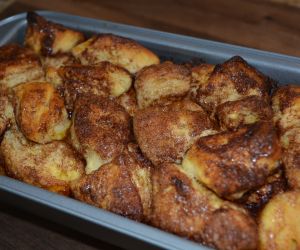 Cinnamon Sugar Pull Apart Loaf