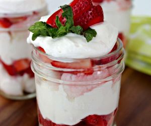 Strawberry Shortcake in a Jar