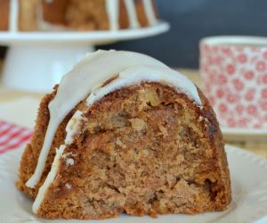 Caramel Apple Bundt Cake