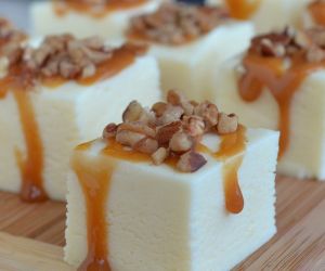 Easy Turtle Cheesecake Fudge