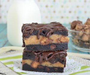 Chocolate Peanut Butter Cheesecake Cookie Bars