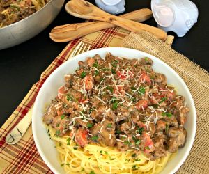 Spaghetti with Creamy Mushroom Beef Balsamic Sauce