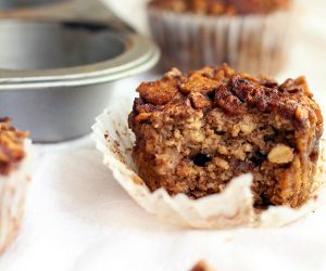 Baked Apple Pie Oatmeal Cups