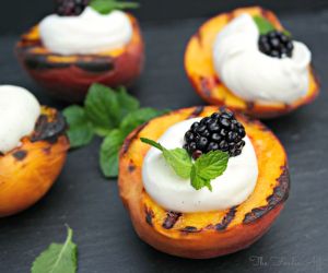 Grilled Peaches & Yogurt Cream