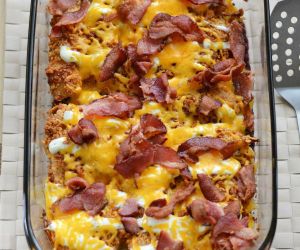 Cheesy Chicken Bacon & Ranch Dressing Casserole