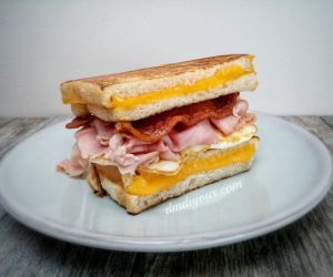 Breakfast Grilled Cheese Sandwich