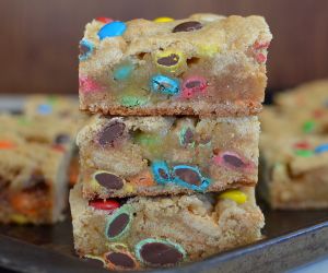 M&M Blonde Brownies