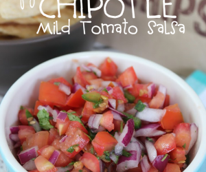 Copycat Chipotle Mild Tomato Salsa