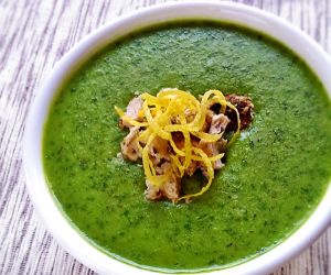 Spring Pea Spinach & Chicken Soup