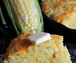 Chile Cheddar Cornbread