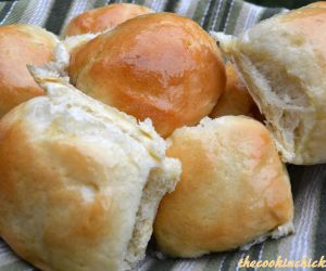 Bread Machine Dinner Rolls