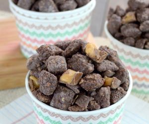 Salted Caramel Brownie Brittle Muddy Buddies