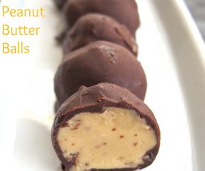 Healthy Chocolate Peanut Butter Balls