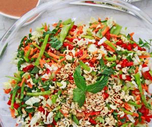 Chinese Salad with Crunchy Peanut Ginger Dressing